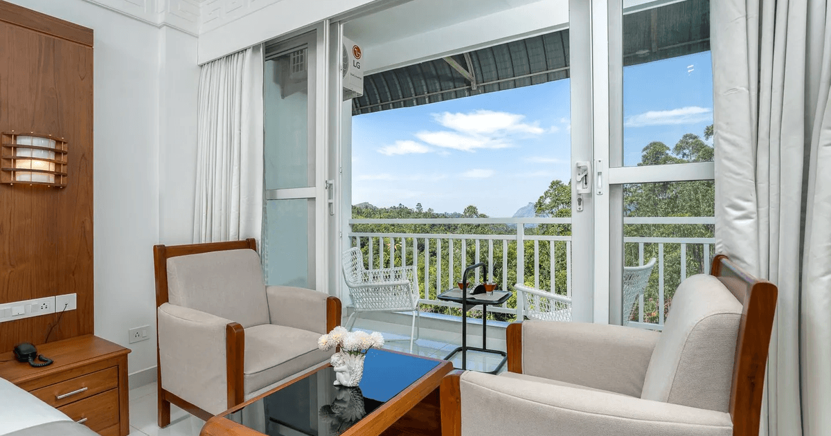 Best Time to Visit Munnar: A Complete Season Guide